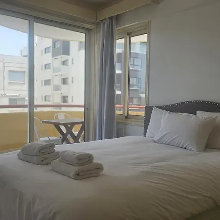 Helios Apartment *